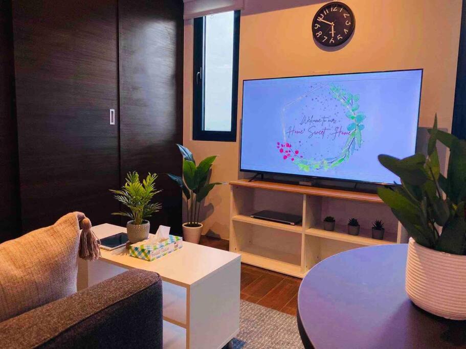 Air Residences Makati - Fully Furnished Condo With Skyline Views! Manila Exteriér fotografie